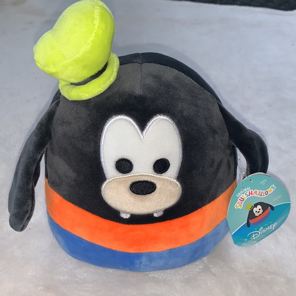 Squishmallows Goofy Disney 8 in. NWT Plush Stuffed Animal - Picture 1 of 10
